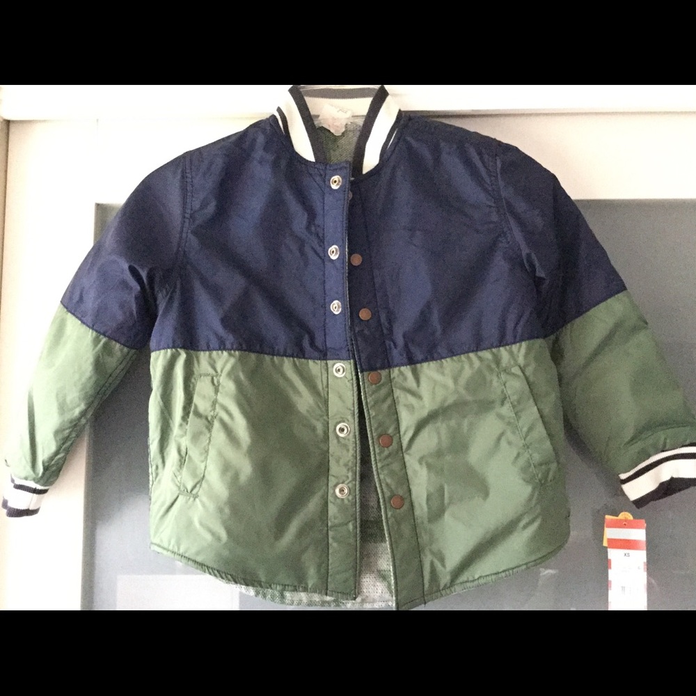 Cat & Jack XS, extra small, new, Boys Reversible